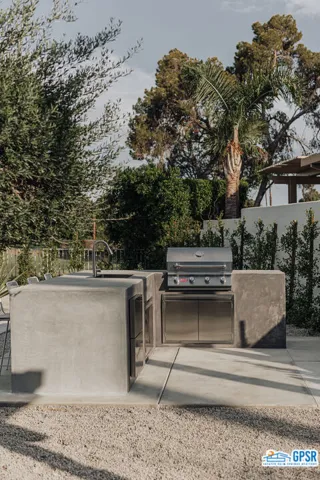 4995 E Cherry Hills Drive, Palm Springs, California 92264