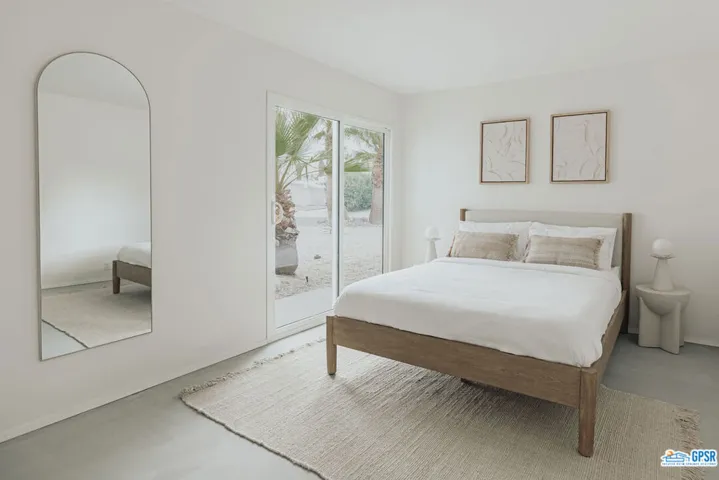 4995 E Cherry Hills Drive, Palm Springs, California 92264