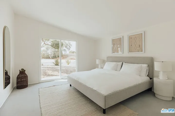 4995 E Cherry Hills Drive, Palm Springs, California 92264