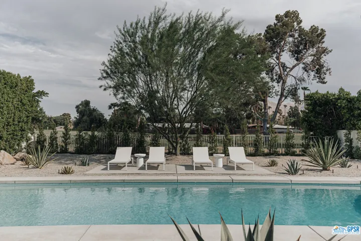 4995 E Cherry Hills Drive, Palm Springs, California 92264