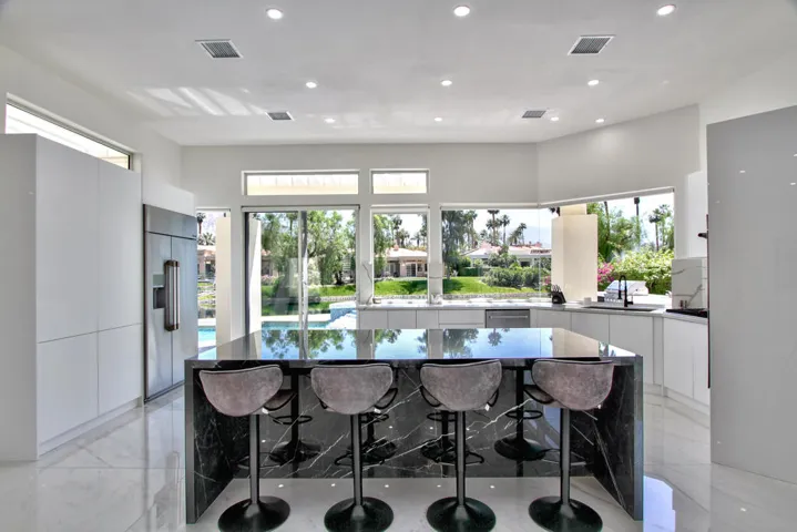 15-Kitchen