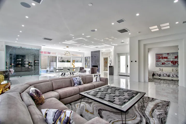 25-Living-Room
