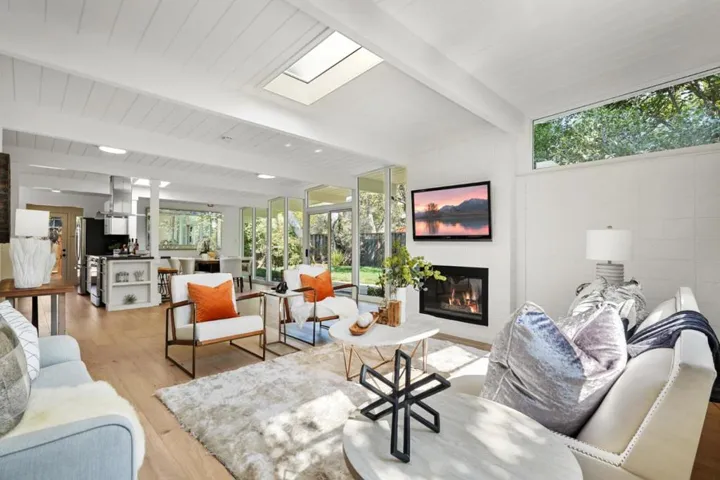 3773 Redwood Circle, Palo Alto, California 94306