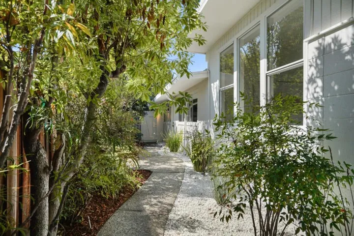 3773 Redwood Circle, Palo Alto, California 94306