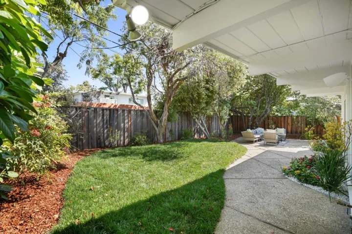 3773 Redwood Circle, Palo Alto, California 94306