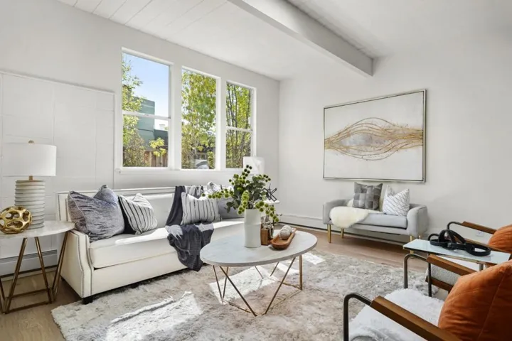 3773 Redwood Circle, Palo Alto, California 94306