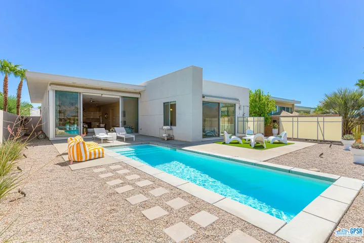 929 Bernardi Lane, Palm Springs, California 92262