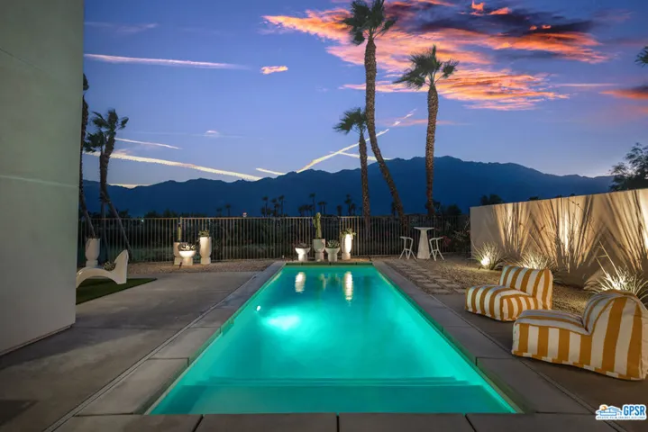 929 Bernardi Lane, Palm Springs, California 92262