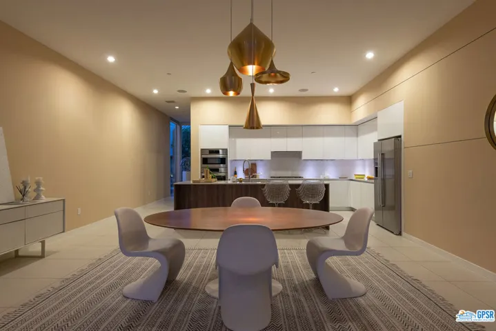 929 Bernardi Lane, Palm Springs, California 92262