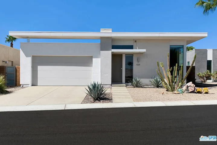929 Bernardi Lane, Palm Springs, California 92262