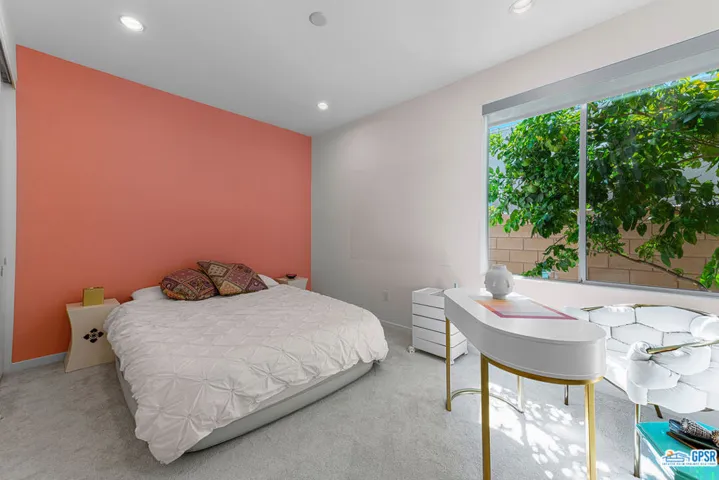 929 Bernardi Lane, Palm Springs, California 92262