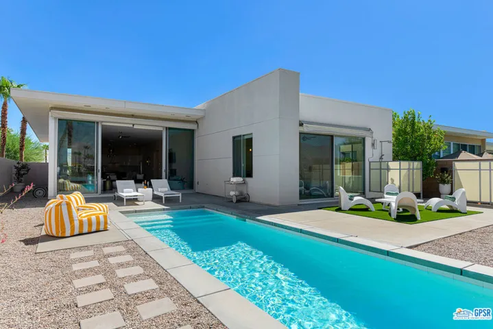929 Bernardi Lane, Palm Springs, California 92262