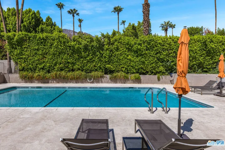 197 W Via Lola 23, Palm Springs, California 92262
