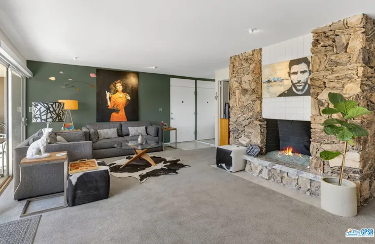 197 W Via Lola 23, Palm Springs, California 92262