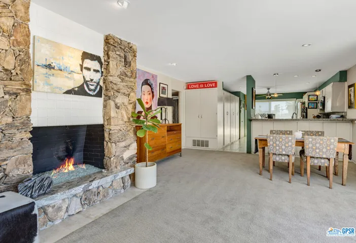 197 W Via Lola 23, Palm Springs, California 92262