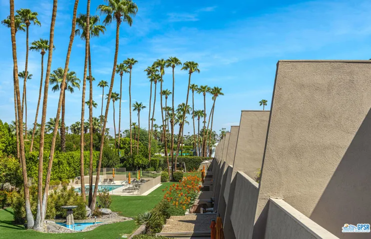 197 W Via Lola 23, Palm Springs, California 92262