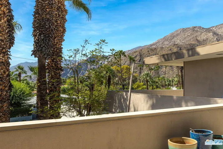 197 W Via Lola 23, Palm Springs, California 92262