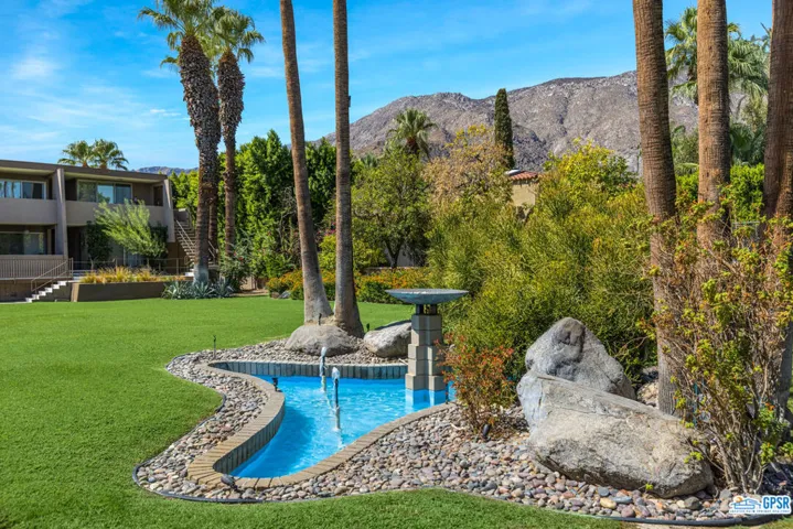 197 W Via Lola 23, Palm Springs, California 92262