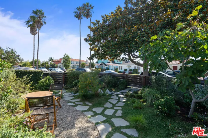 4332 Chase Avenue, Los Angeles, California 90066