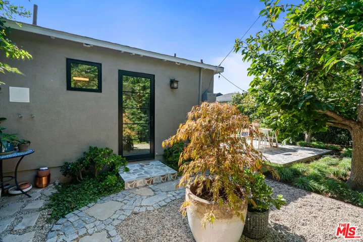 4332 Chase Avenue, Los Angeles, California 90066