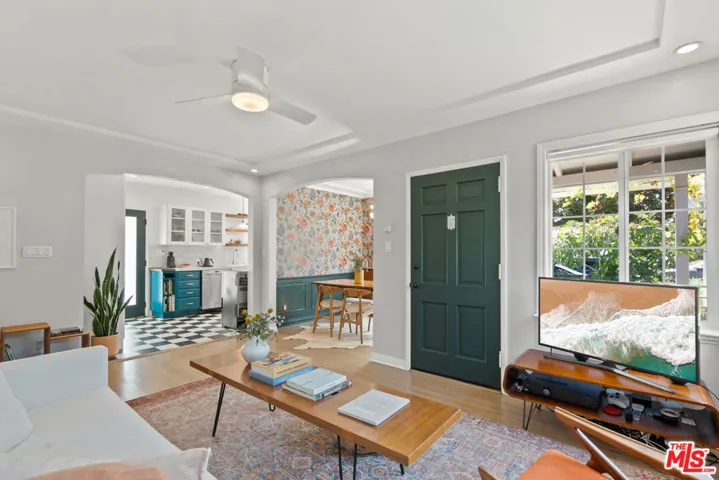 4332 Chase Avenue, Los Angeles, California 90066