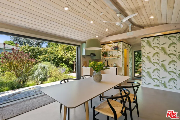 4332 Chase Avenue, Los Angeles, California 90066