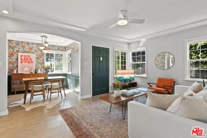 4332 Chase Avenue, Los Angeles, California 90066