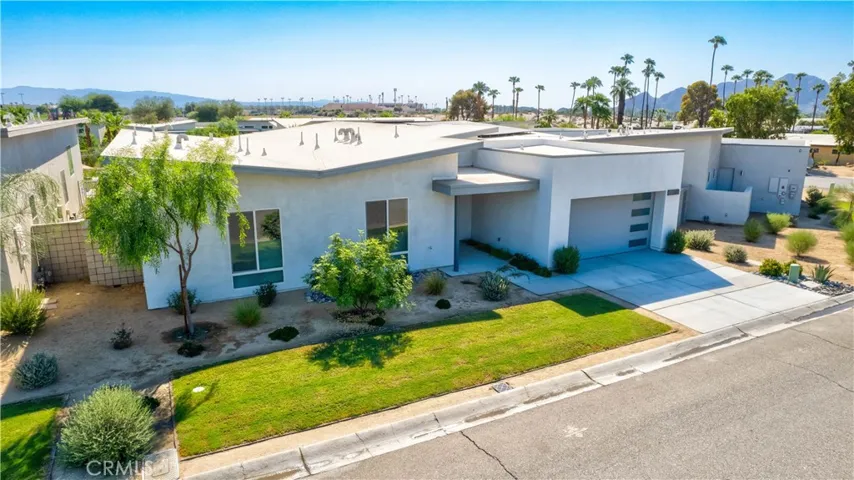 44320 Dakota, Indian Wells, California 92210