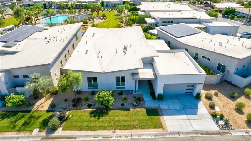 44320 Dakota, Indian Wells, California 92210