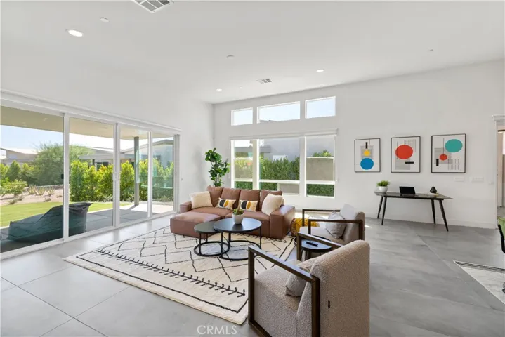 44320 Dakota, Indian Wells, California 92210