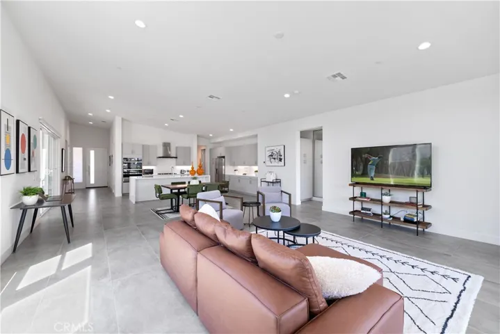 44320 Dakota, Indian Wells, California 92210