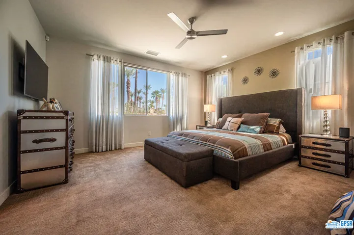 67510 Soho: primary bedroom