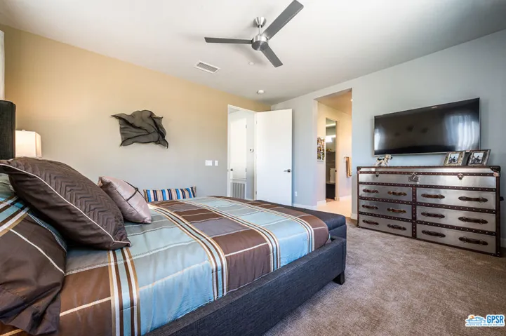 67510 Soho: primary bedroom