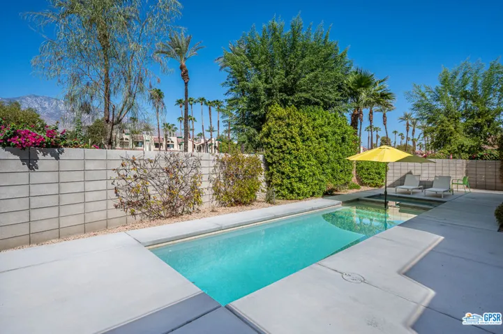 67510 Soho: