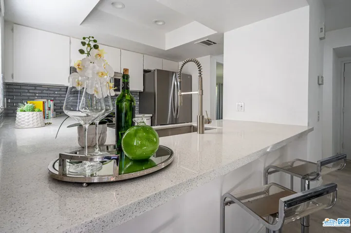 2083 N Via Miraleste 815, Palm Springs, California 92262