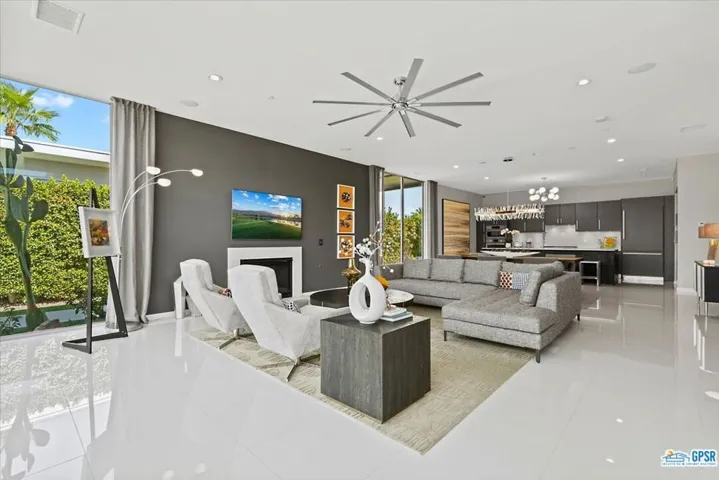 636 Cache Lane, Palm Springs, California 92262