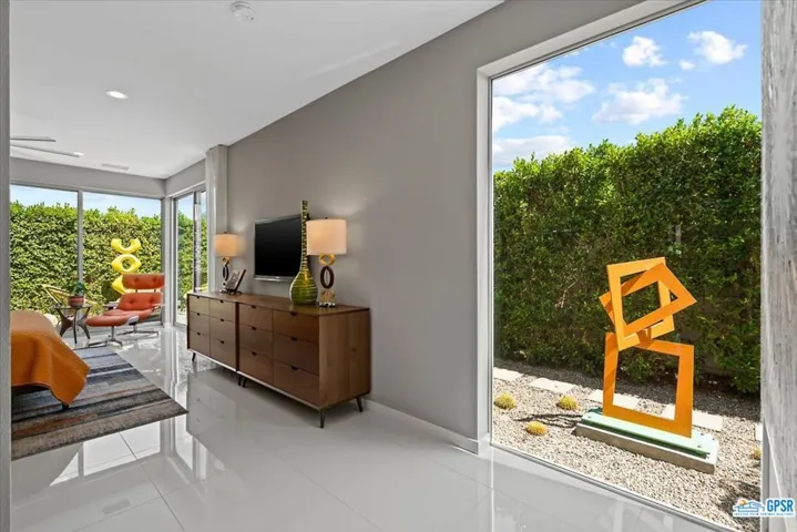 636 Cache Lane, Palm Springs, California 92262