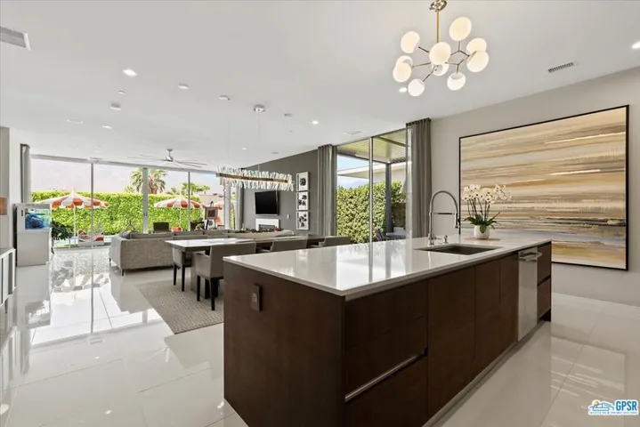 636 Cache Lane, Palm Springs, California 92262