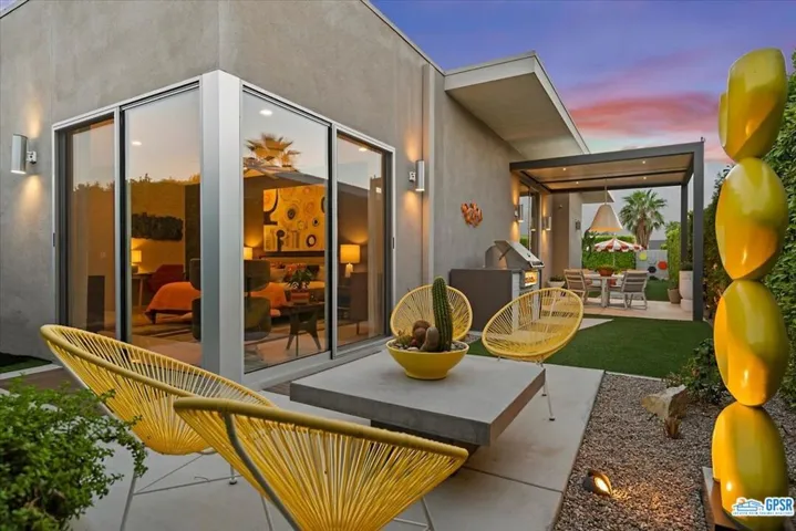 636 Cache Lane, Palm Springs, California 92262