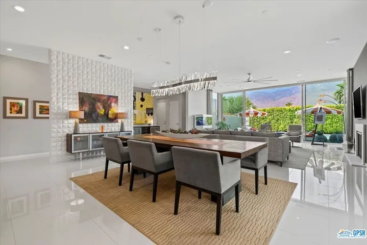 636 Cache Lane, Palm Springs, California 92262