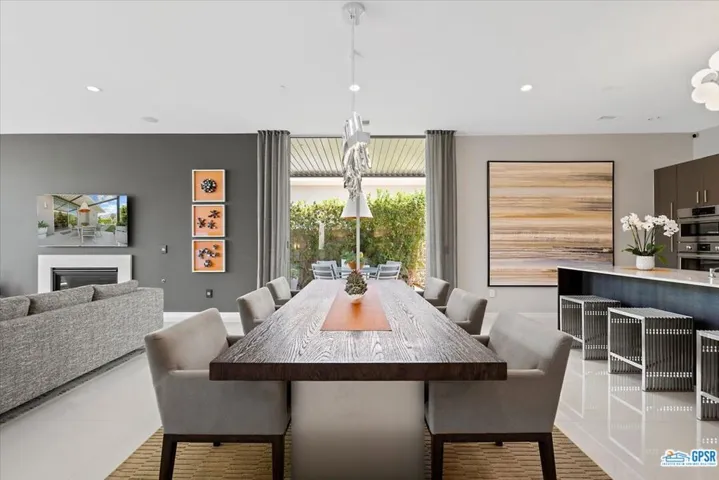 636 Cache Lane, Palm Springs, California 92262