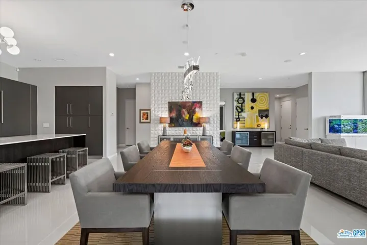636 Cache Lane, Palm Springs, California 92262