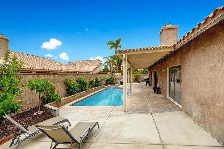PATIO REVERSE.jpg mls