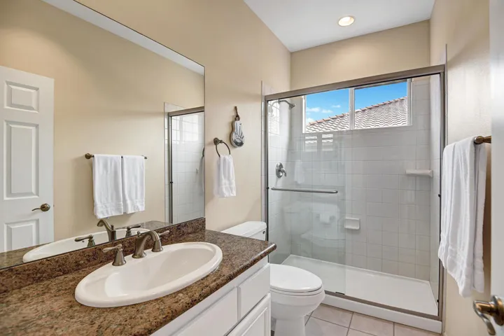 GUEST BATHROOM.jpg mls