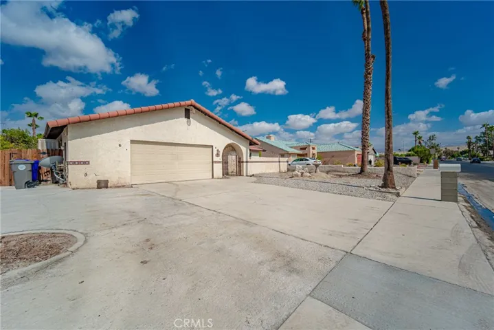 27575 Avenida Quintana, Cathedral City, California 92234