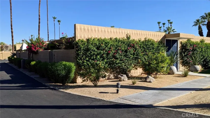72911 Willow Street 613, Palm Desert, California 92260