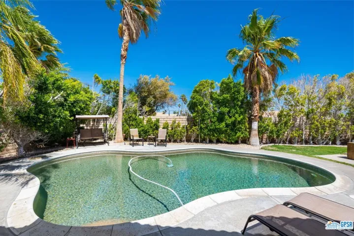 2222 Shannon Way, Palm Springs, California 92262