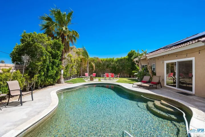2222 Shannon Way, Palm Springs, California 92262