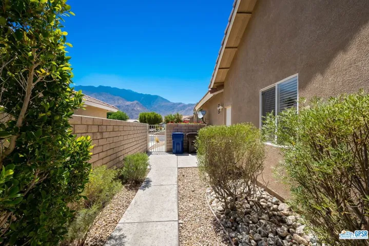 2222 Shannon Way, Palm Springs, California 92262