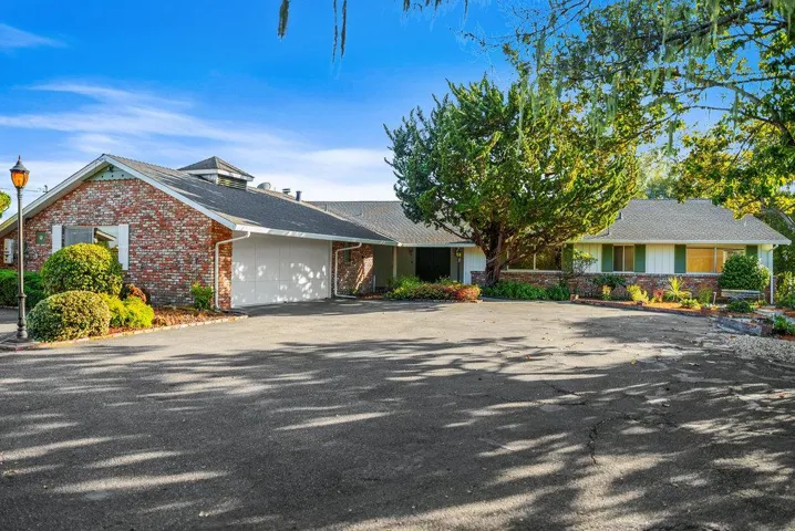 260 King Krest Lane, Aptos, California 95003